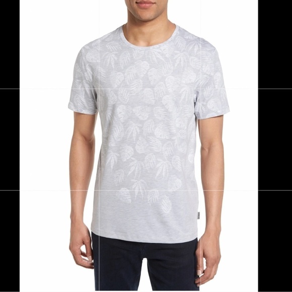 Ted Backer London Montana Leaf Graphic T Shirt - Picture 1 of 16